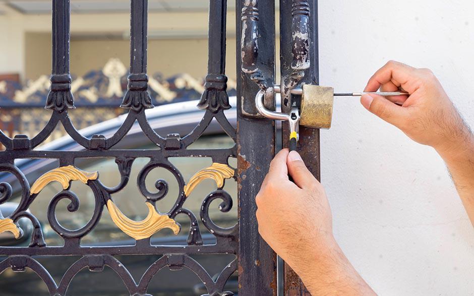 artisan serrurier ouverture de porte Gagny
